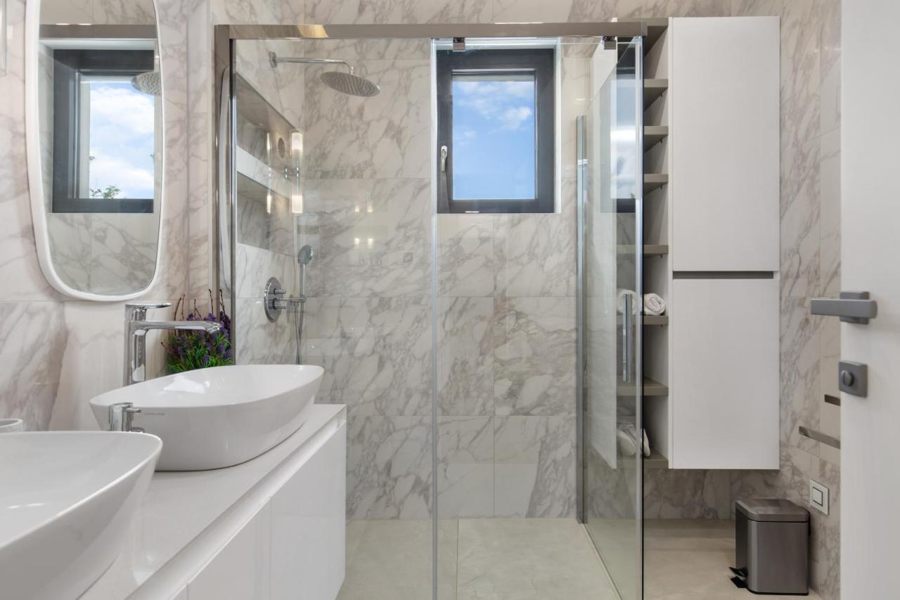 Luxury Apartment Iris Adriatica ***** 오파티아 외부 사진